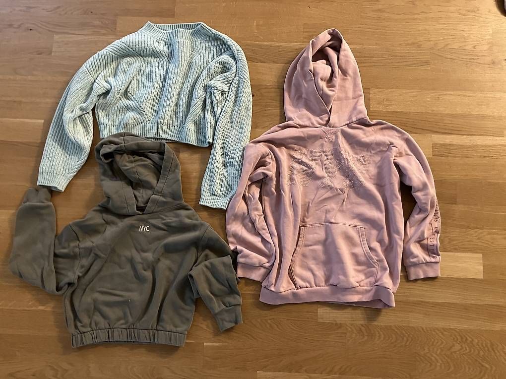Pulls et sweat-shirts: H&M Pulli Gr. 146/152 – D'occasion à Allschwil par ait_n87b
