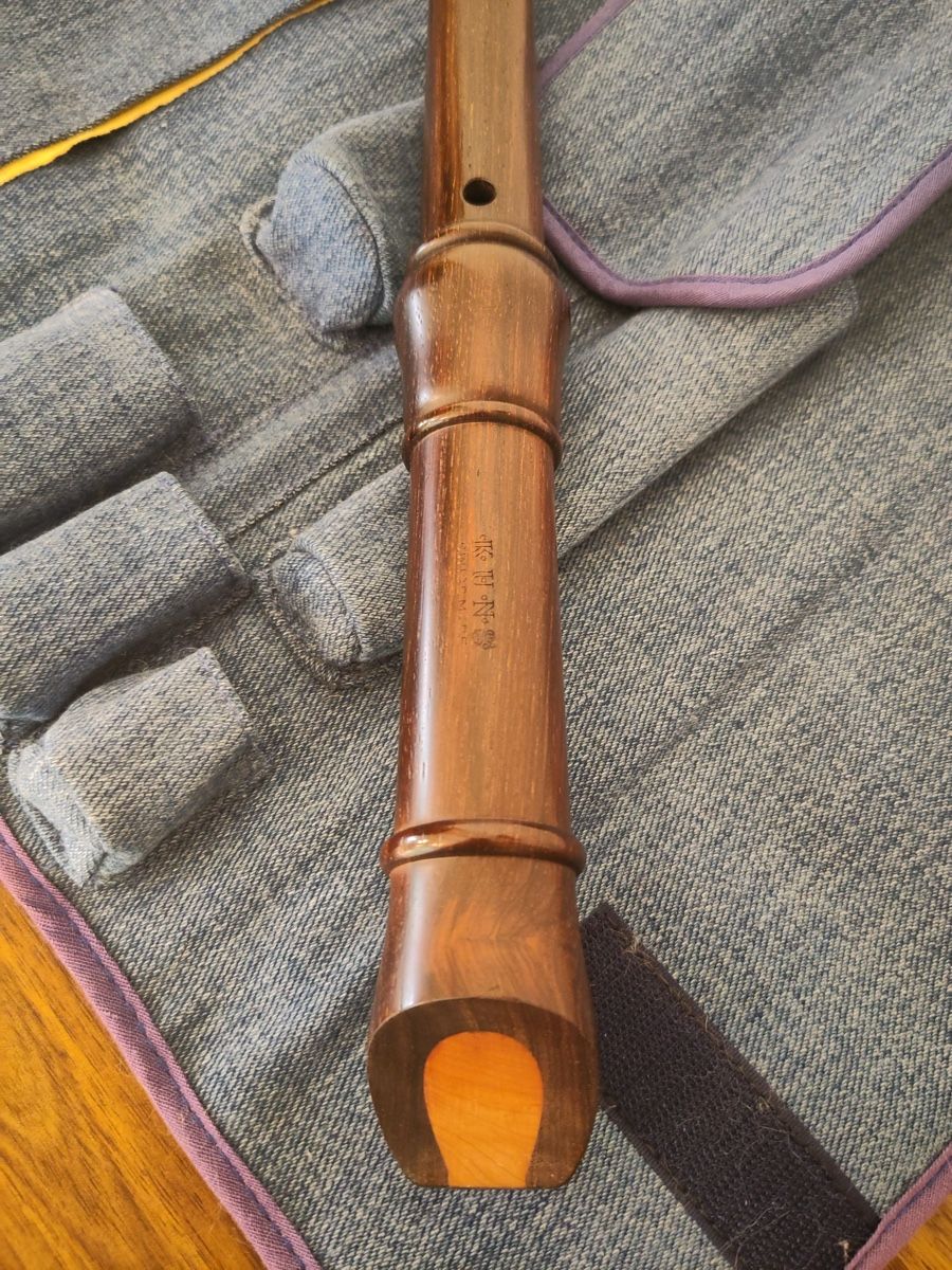 Strumenti musicali: KUNG AltblockflÖte STUDIO aus Padouk inkl. Tasche – Usato da Grosshöchstetten venduto da phisi93 2