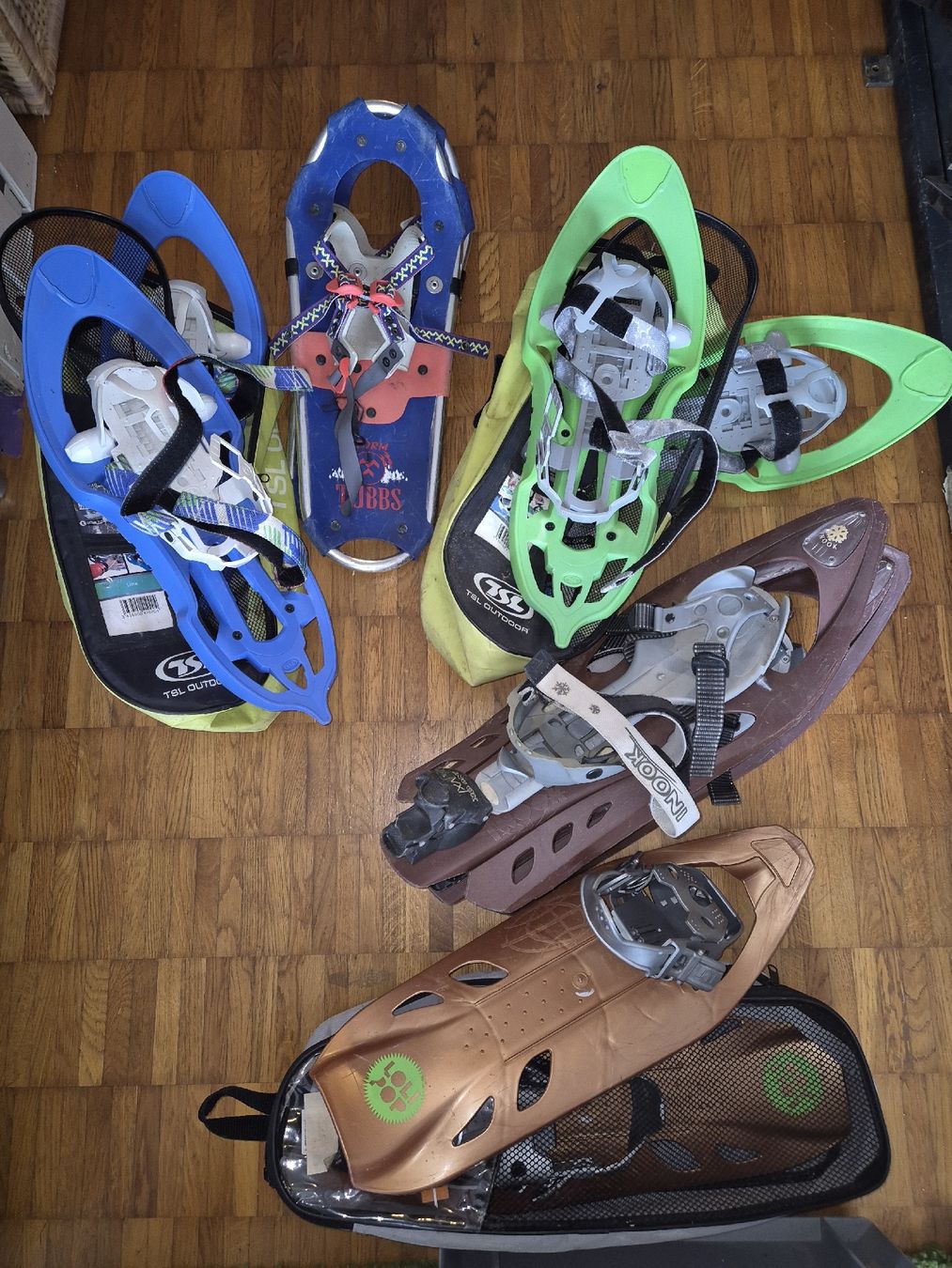 Racchette: 5 paires raquettes occasion – Usato da Porrentruy venduto da jer_6hmq