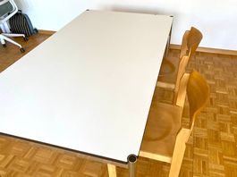USM Haller table 175 x 100, plateau blanc, piètement chromé