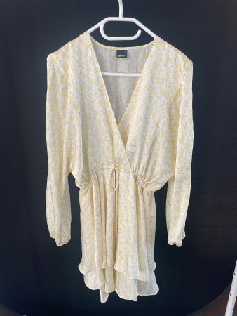 Sommerliches Minikleid von Gina Tricot, Grösse M, Gelb!