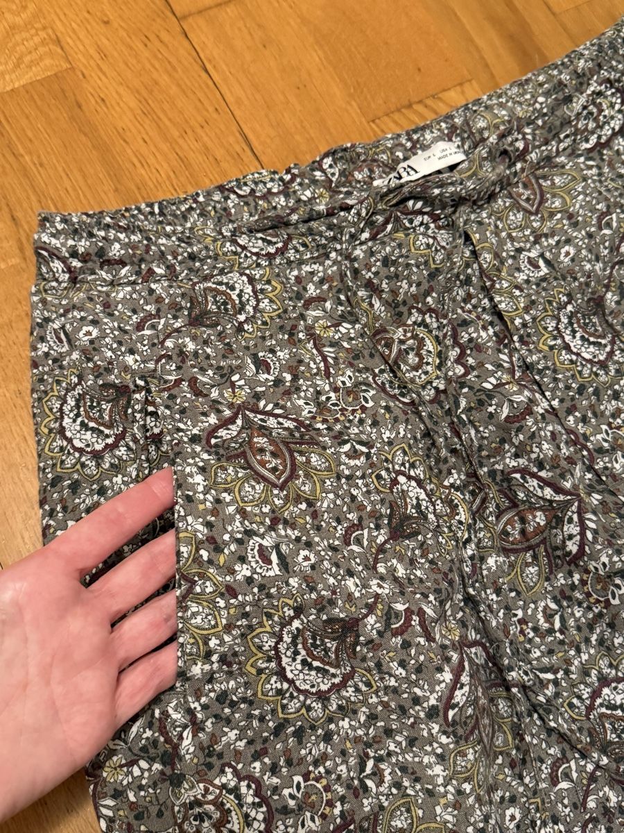 Zara Pantaloni: Zara Stoffhose Grösse L. – Usato da Adliswil venduto da StephanieAnnina 5