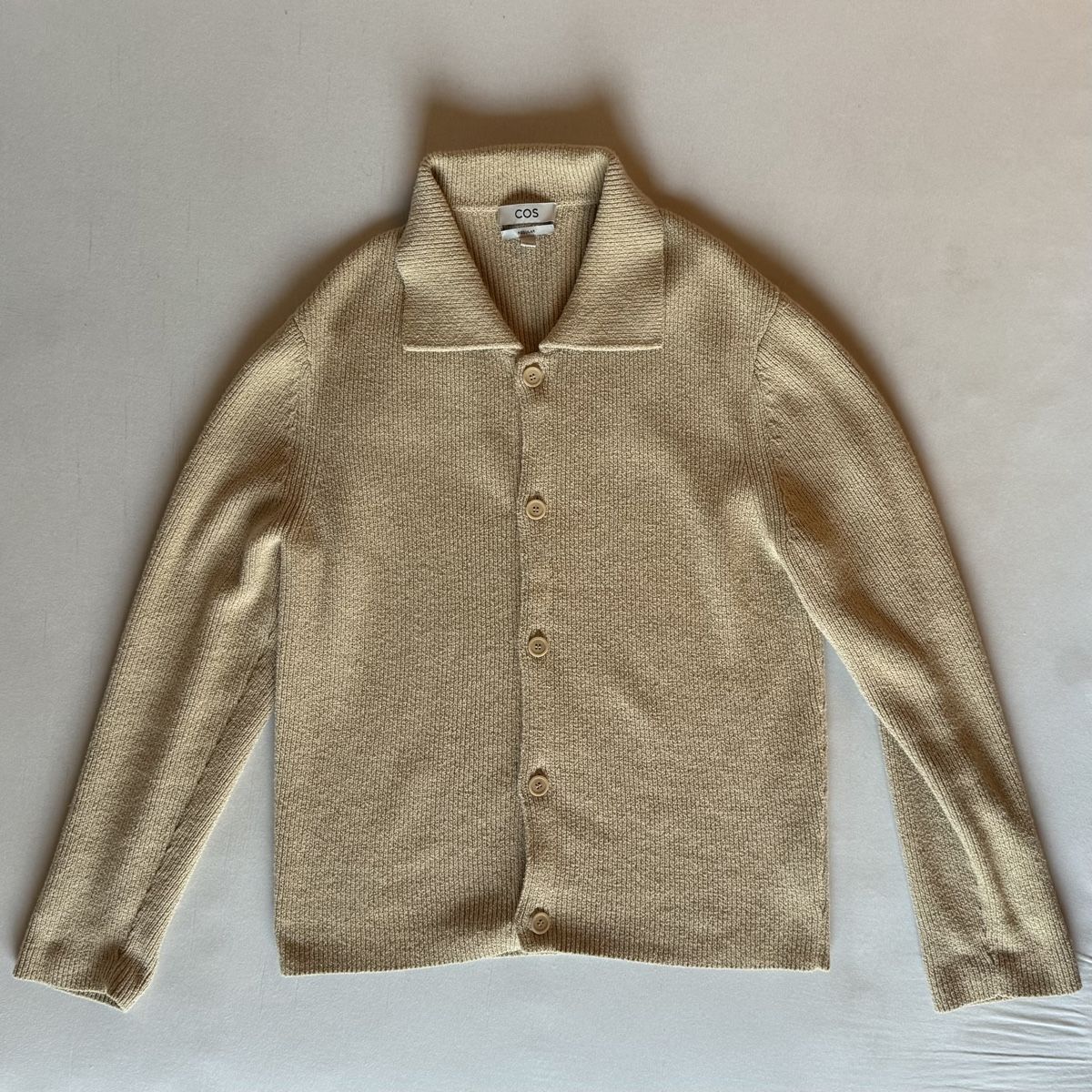 Cos Gilet & Giacche: Gilet COS beige, taille M – Nuovo (secondo la descrizione) da Bouveret venduto da Diegzzzz