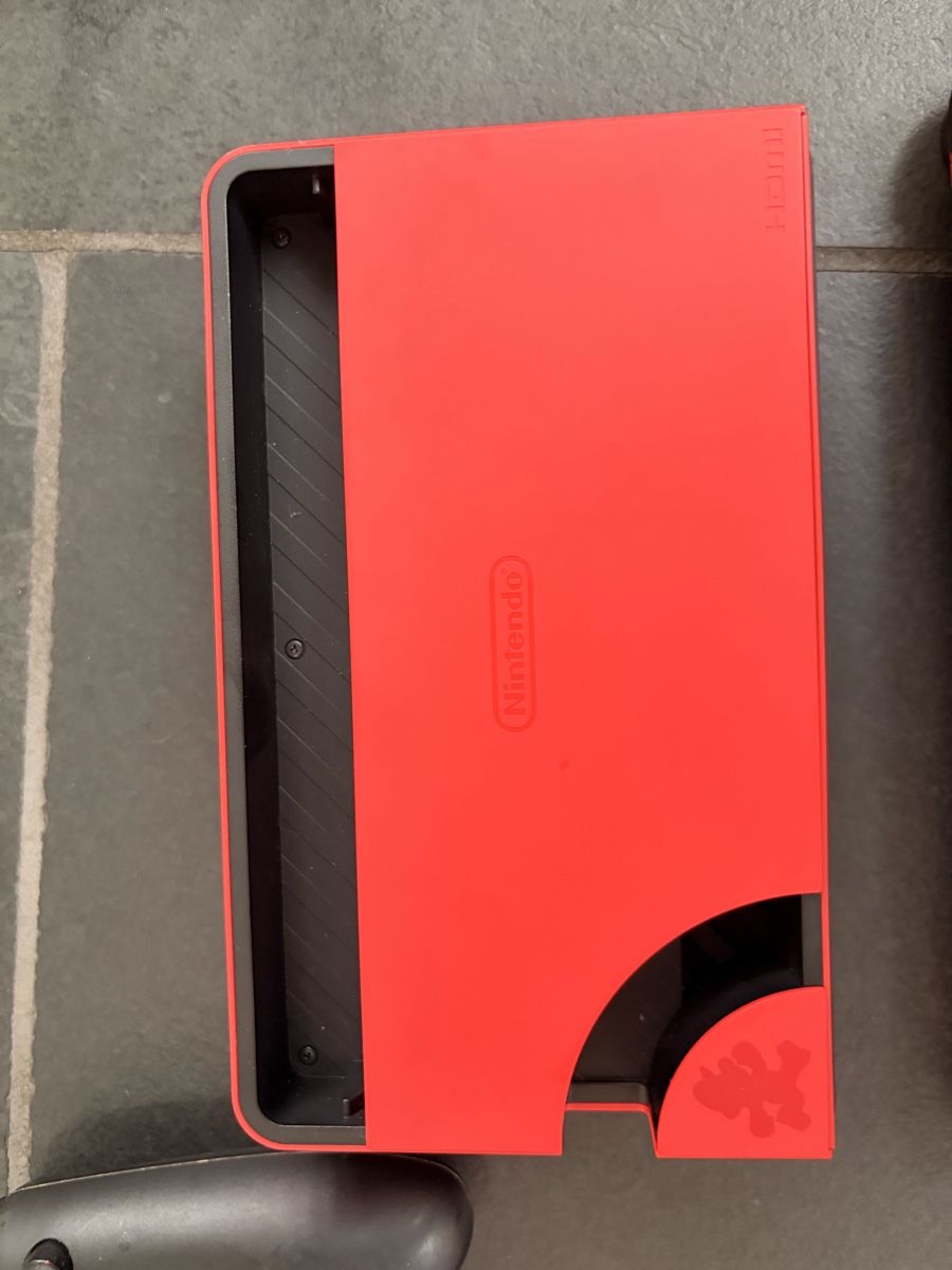 Nintendo Console: Nintendo Switch Oled Mario Edition + Pro Controller +Zubehör – Nuovo (secondo la descrizione) da Widen venduto da Dave18. 3