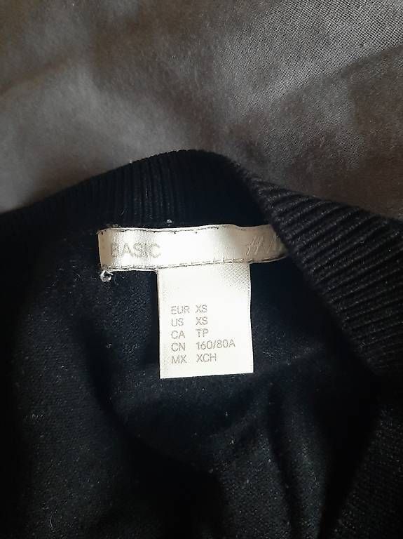 H&M Maglioni & Felpe: H&M Basic Pullover Gr. XS Schwarz – Usato da Marthalen venduto da Jenny.Z 2