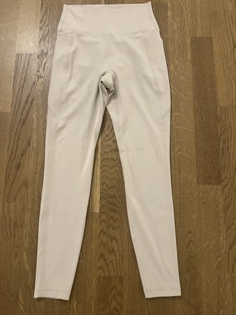 UNIQLO Damen Sportleggings S – High Waist – Beige UV-Schutz