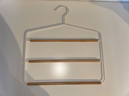 Zara Hosenkleiderbügel mit Holz