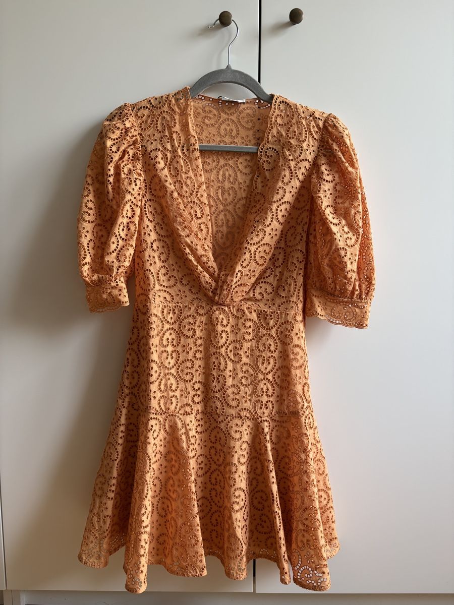 Sandro Kleider: Sandro Kleid mit Spitze, orange, S – Gebraucht aus Zürich von Sera.13