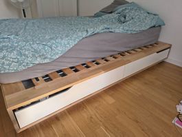 IKEA MANDAL Bettgestell 140 × 200 cm mit 4 Schubladen (ohne