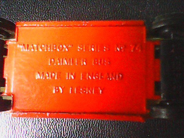 Matchbox Spielzeuge: Matchbox, Roter London D'decker, Daimler, Esso Extra Petrol – Gebraucht aus Rümlang von Vuvuzella 3
