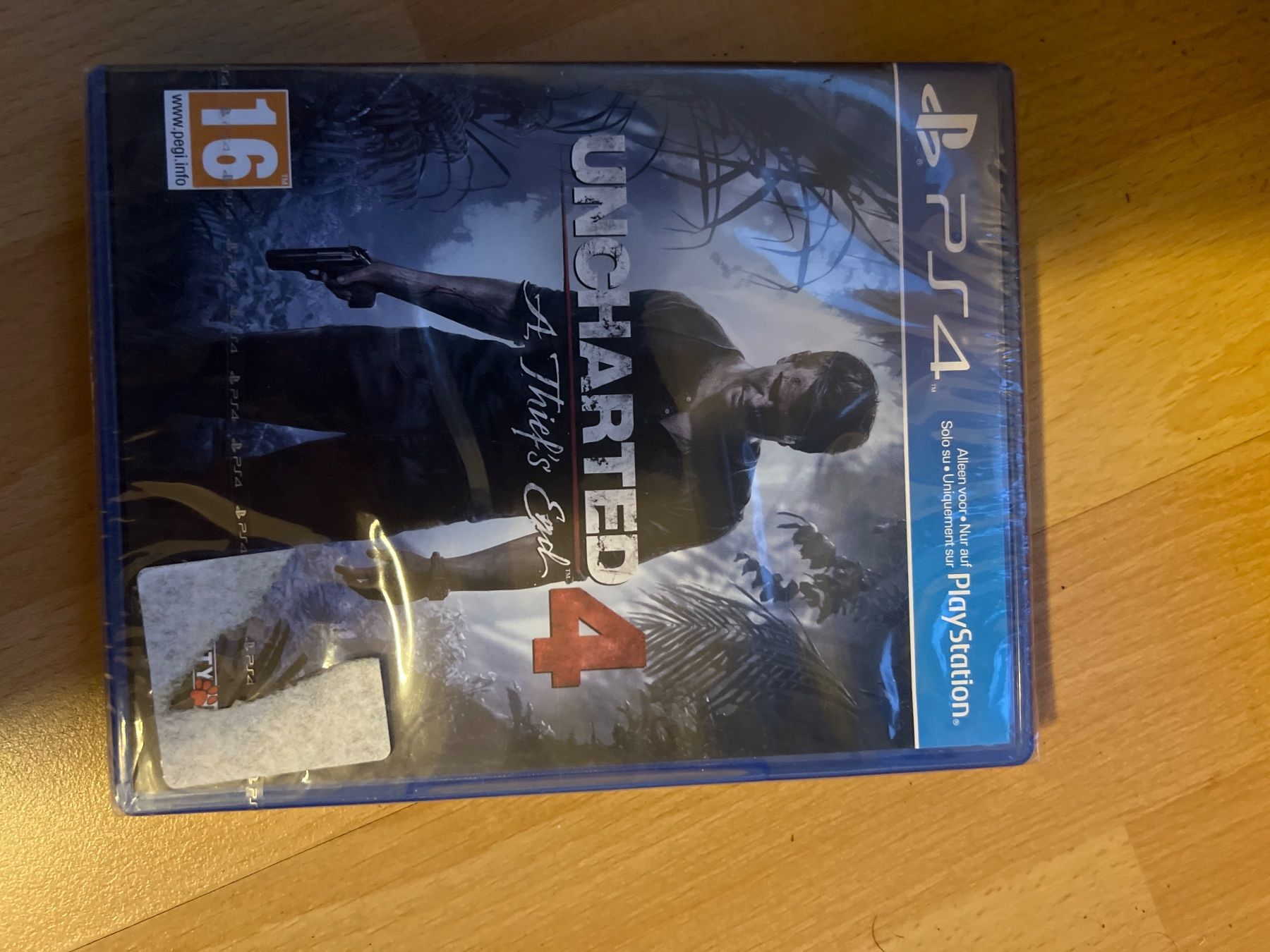 Sony Giochi: Luncharted 4  PS 4 – Nuovo e nell'imballaggio originale da Luzern venduto da ema_5dkl