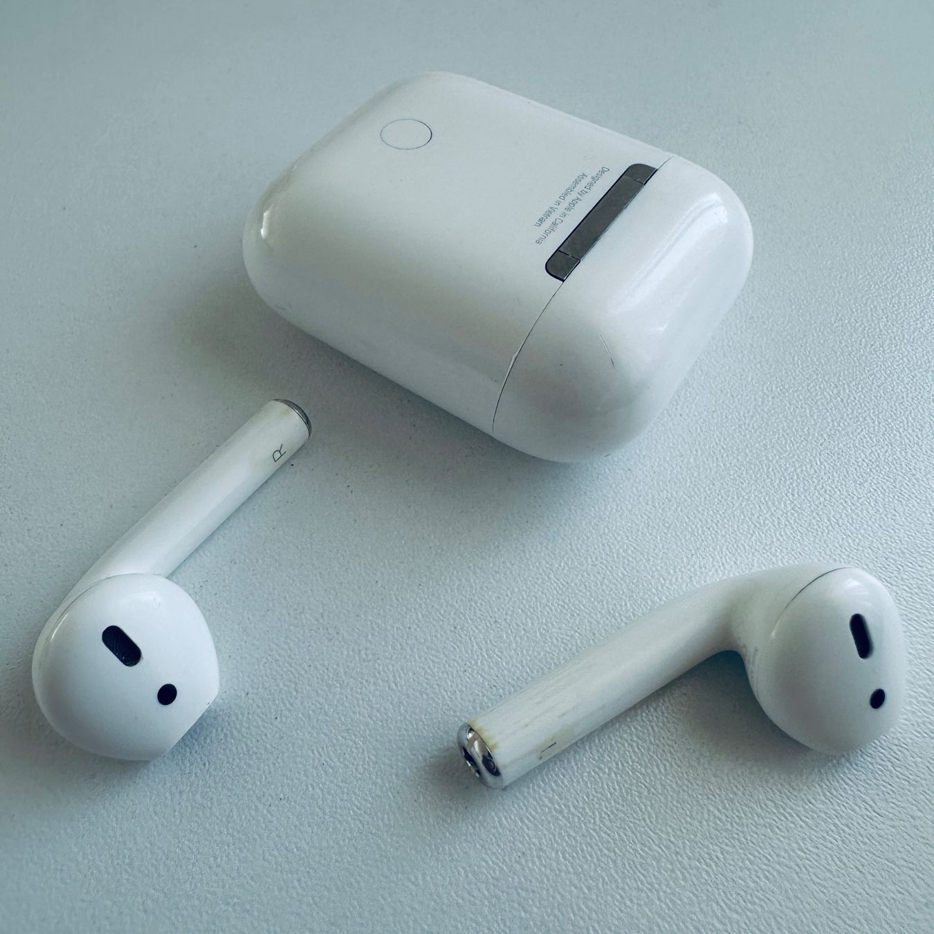 Apple Cuffie: Original Apple AirPods 2 Kopfhörer Wireless Lightning Kabel – Usato da Basel venduto da MY.AIRPODS.SHOP 7