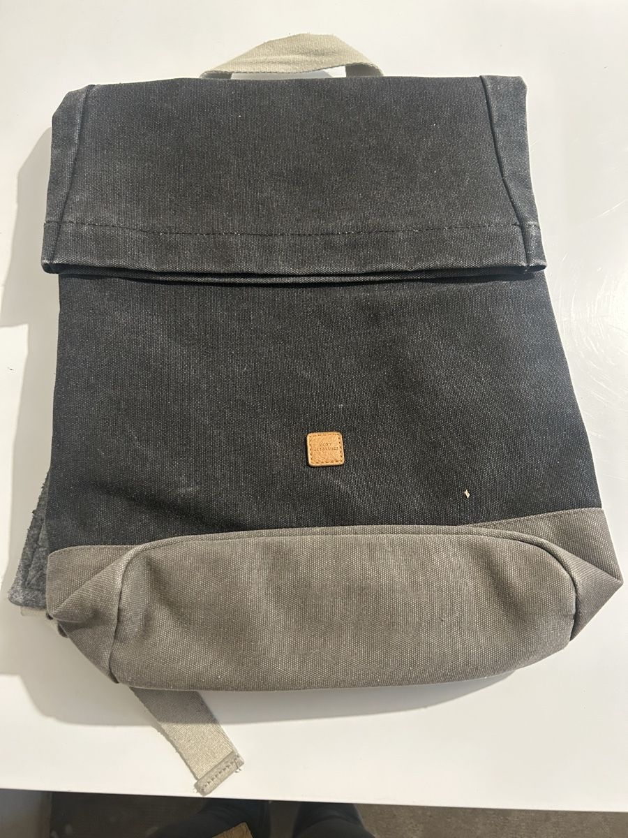 Zaini: Sac à dos Ucon Acrobatics gris anthracite – Usato da St-Prex venduto da mar_f6t6