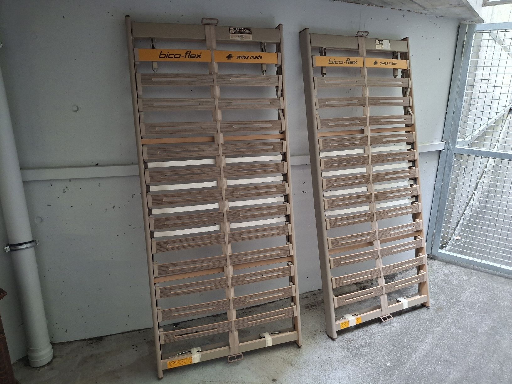 Bico Lattenroste: Zwei bico-flex Lattenroste, 200x90 cm – Gebraucht aus Fislisbach von HurtiBrocki
