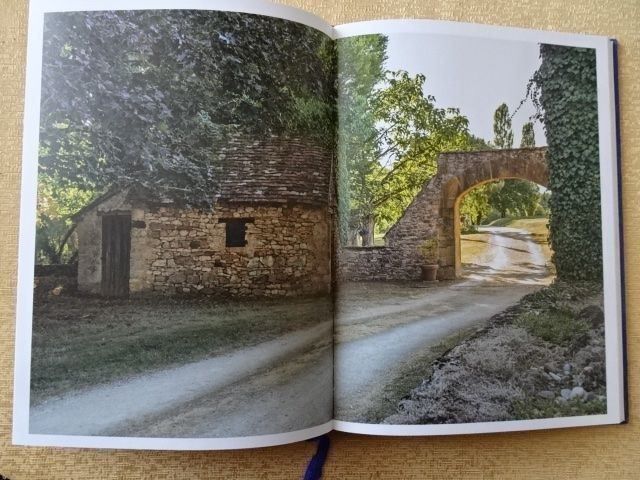 Libri: Bruno's Kochbuch von Martin Walker – Nuovo (secondo la descrizione) da Oberweningen venduto da Gerini 8