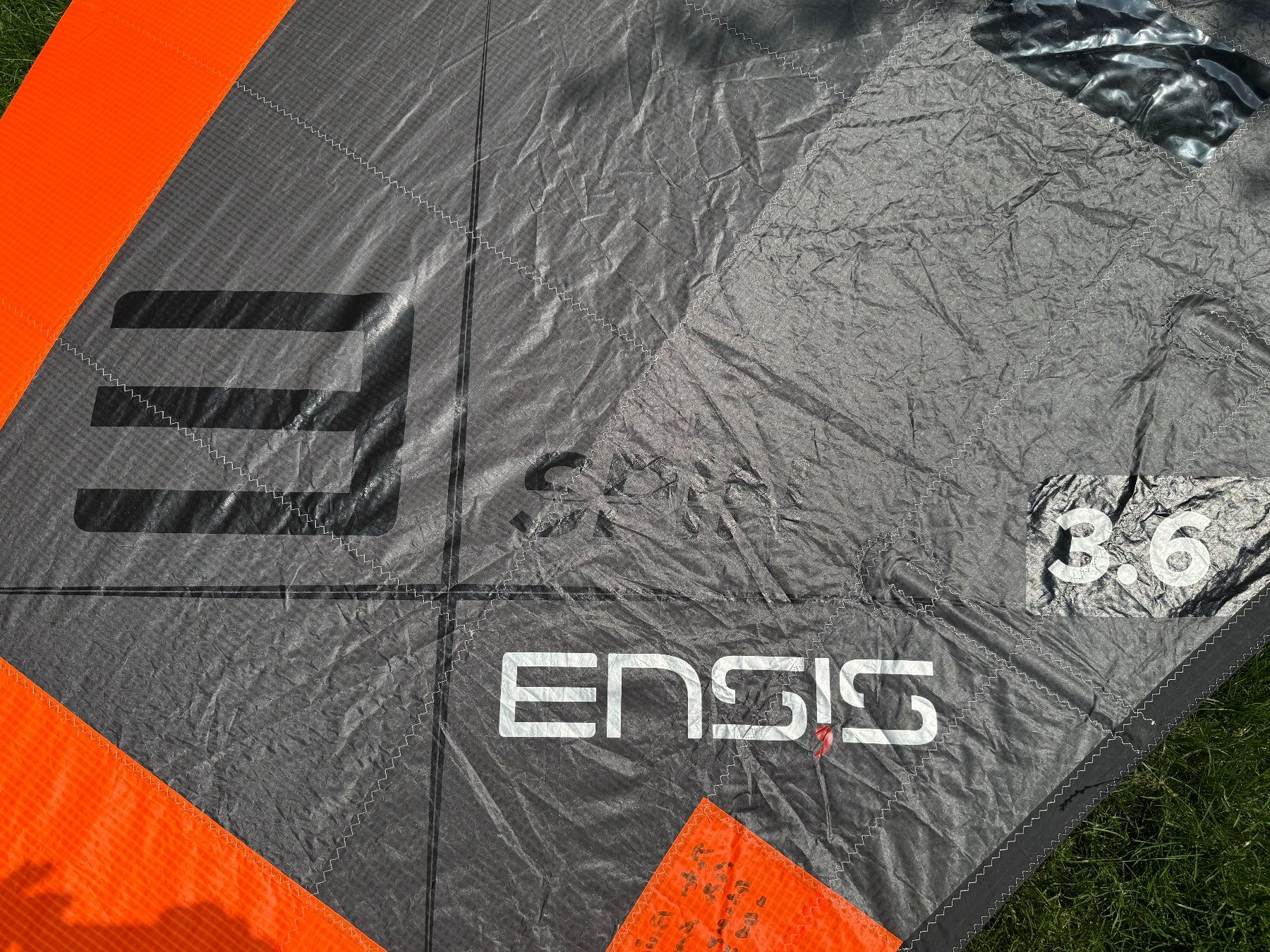 Surf: Wingfoil Wing Ensis Spin 3.9 m2 – Usato da Emmenbrücke venduto da Fatboy60 2