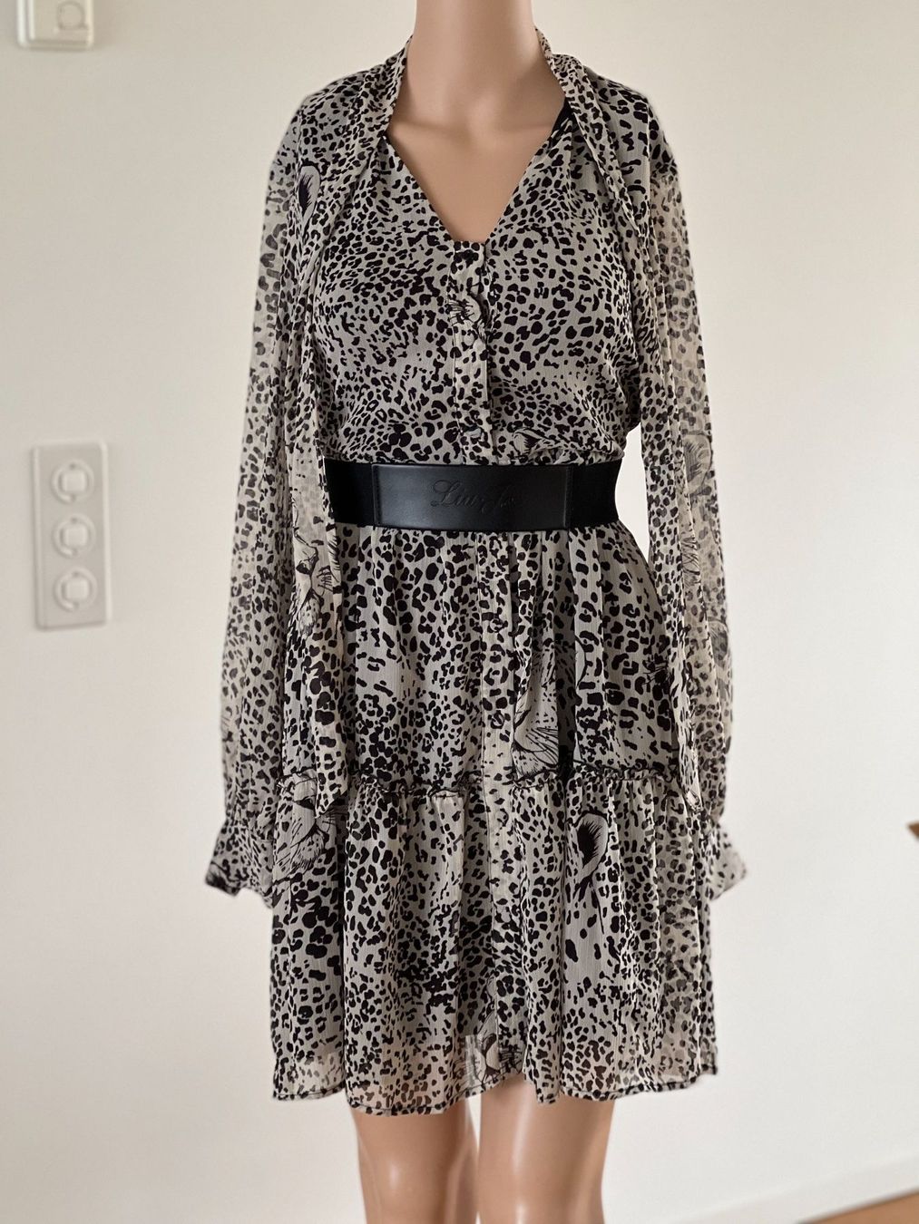 Vestiti: Kleid mit Gürtel Gr.38 (IT) – Usato da Thalwil venduto da GerSutter 3