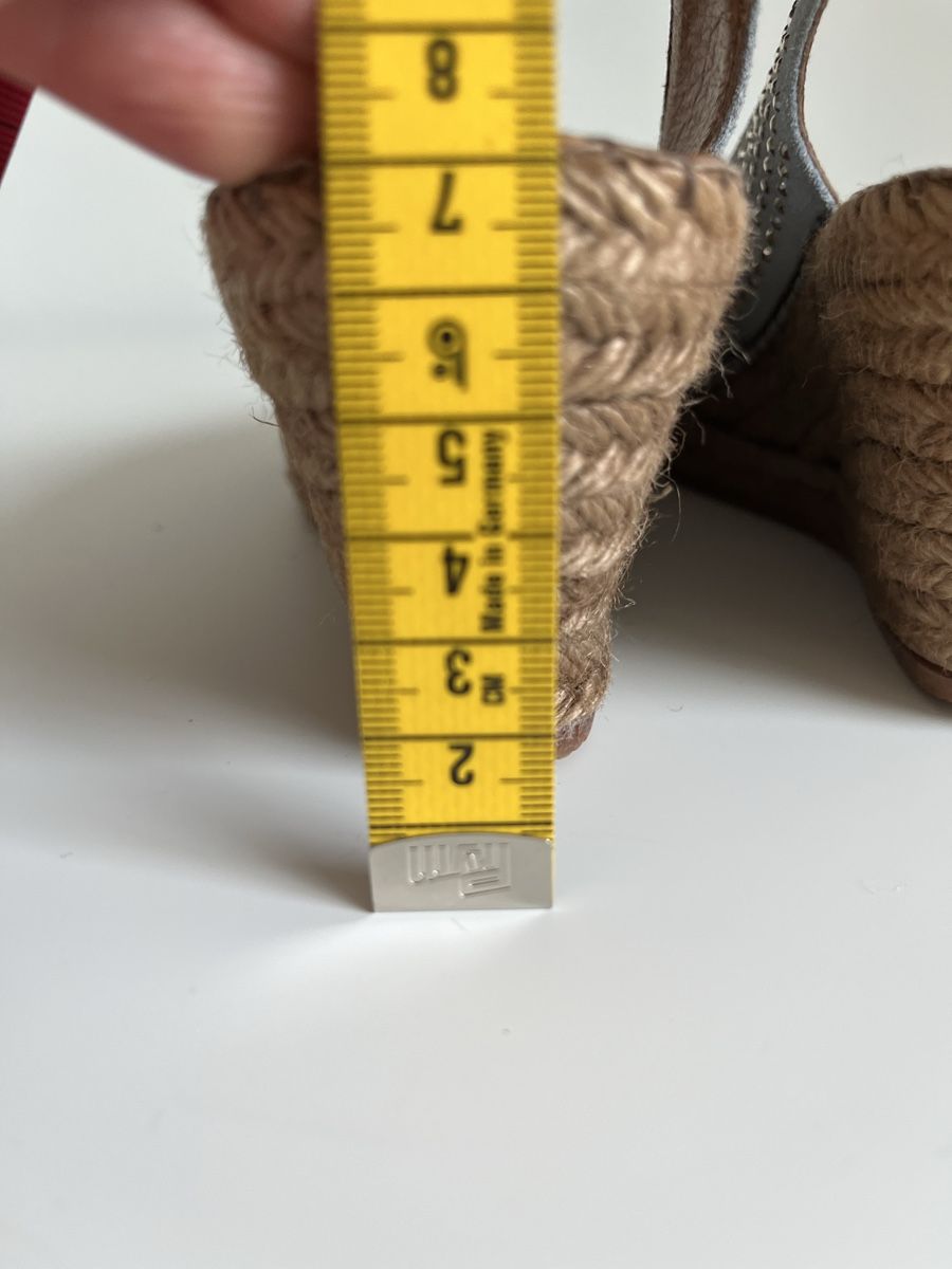 Scarpe da donna: Süße Espadrilles / Sandalen Gr.36 Leder – Usato da Stäfa venduto da Exclusive0 5