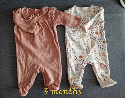 2 Babypijamas, Grösse 62