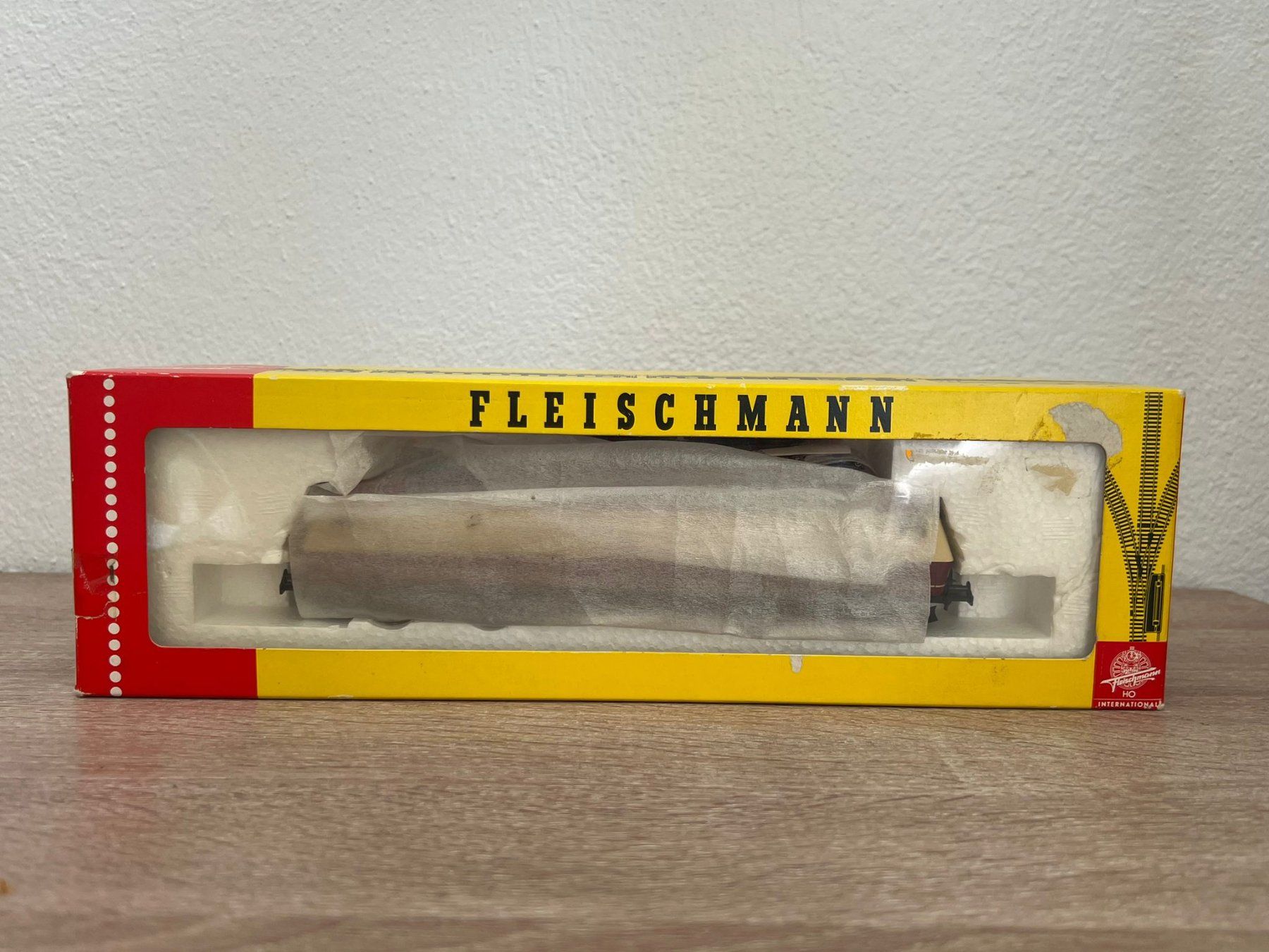 Fleischmann Modellini di ferrovie: Fleischmann 4350 E-Lok BR 120 DB H0 – Usato da St-Aubin-Sauges venduto da Lo_Go 6