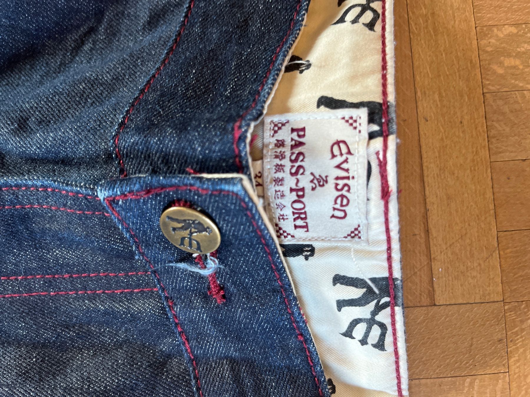 Jeans: EVISEN PASS-PORT JEANS – Nuovo (secondo la descrizione) da Rümlang venduto da fab_wct5 1
