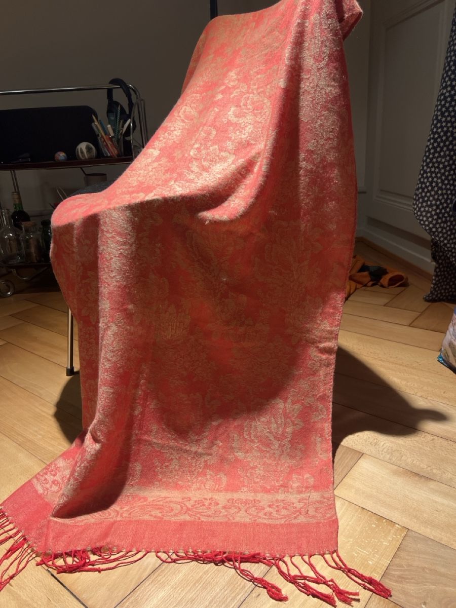 Foulard & Sciarpe: Schöner breiter Schal – Nuovo (secondo la descrizione) da Bern venduto da Recyclereuserefuse