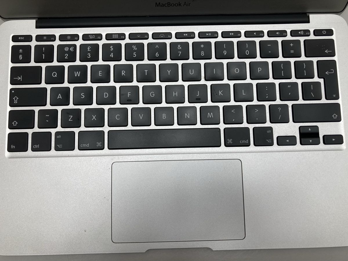 Apple Notebooks: Apple MacBook Air 11 Zoll – Gebraucht aus Flawil von rcnkr 5