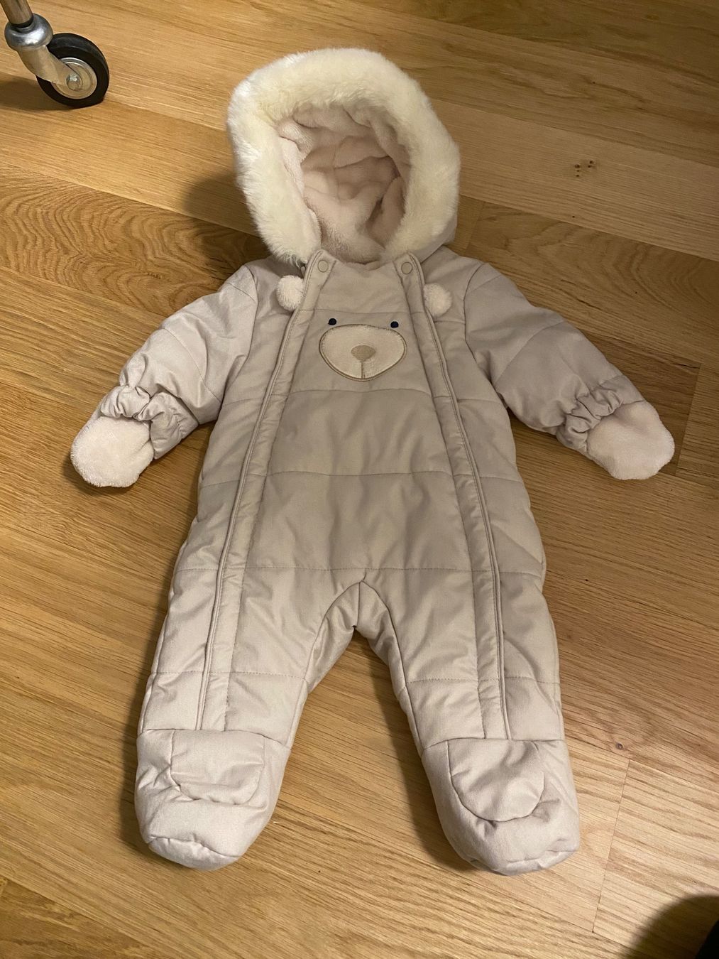 Completi: Schneeanzug baby 0-3 monate – Nuovo (secondo la descrizione) da Zürich venduto da SS59 1