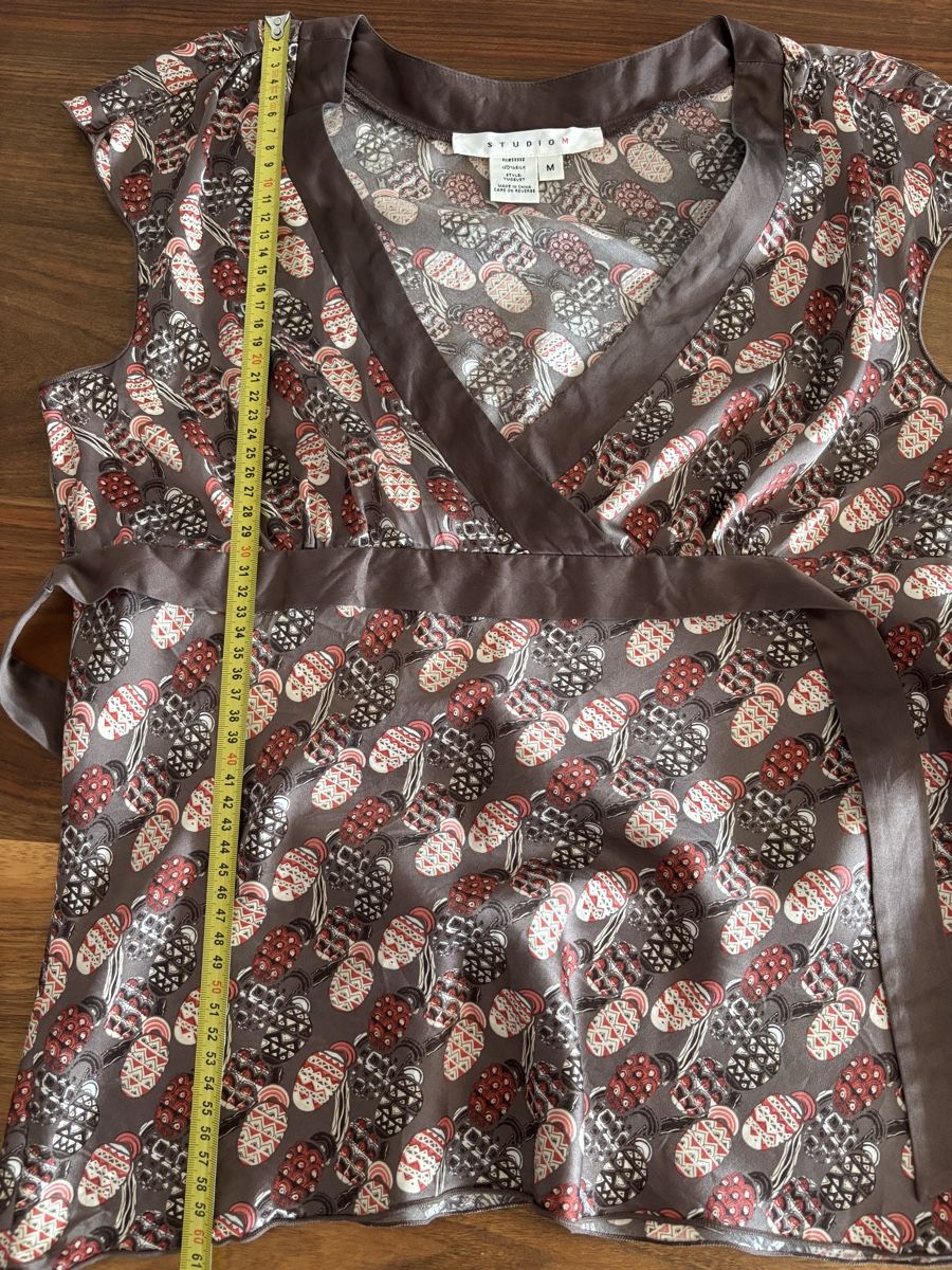 Blusen: Bluse Seide Gr. M – Gebraucht aus Winterthur von san_wd8j 7