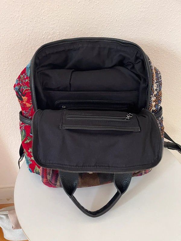 Desigual Sacs à dos: Desigual Rucksack mit Blumenmuster – Neuf (Voir description) à Winterthur par jul_v9wx 4
