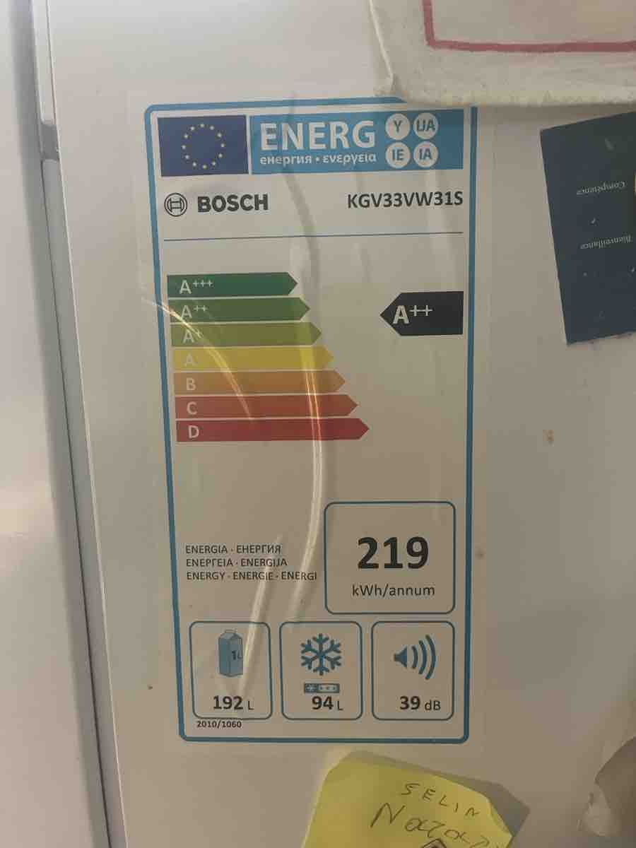 Réfrigérateur Bosch KGV33VW31S, état acceptable (Gebraucht) in Genève ...