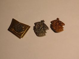 Satz Basler Plaketten 1994 Gold, Silber & Kupfer mit Nadel
