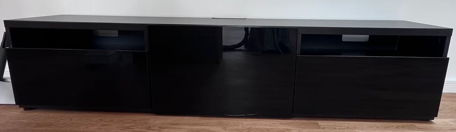 Ikea Mobili TV: IKEA BESTA TV-Bank in Schwarz – Usato da Russikon venduto da Gugus1970