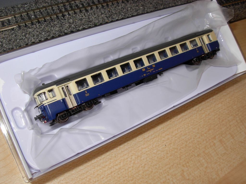 Hobbytrain Modellini di ferrovie: N: BLS Steuerwagen Pendelzug – Nuovo (secondo la descrizione) da Oberrieden venduto da Hobbyschiff 1