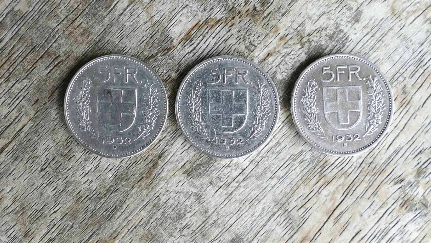 Tutti le monete: 3Stück Schweizer 5 Franken Silber Jg.1932 – Usato da Rüti ZH venduto da Flunder48