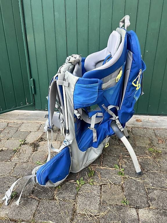 Porte-bébés ventraux & dorsaux: Thule Sapling Kindertrage – D'occasion à Starrkirch-Wil par danaancy
