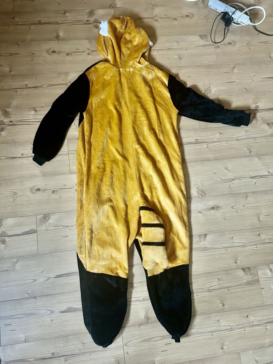 Costumi: Waschbär costume for adults – Usato da Belp venduto da jan_6yvx 2