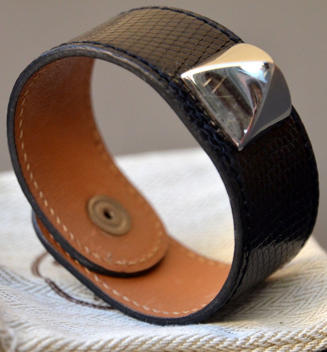 Hermès Bracciali & Braccialetti: Hermès Médor Armband / bracelet – Usato da Collonges venduto da Auganien 4