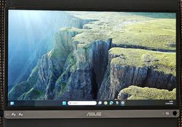ASUS ZenScreen MB16AC  Mobiler 15.6" Monitor (Full HD)