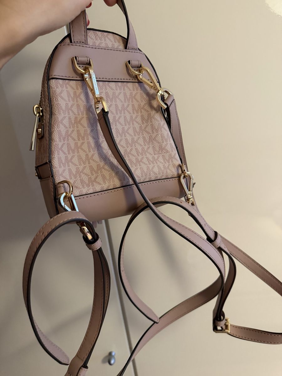 Michael Kors Zaini: sac a dos michael kors – Nuovo (secondo la descrizione) da Delémont venduto da tyt_6hqs 3