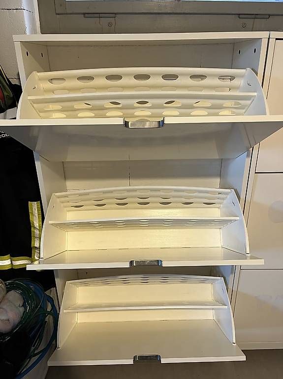 Armoires: Schuhschrank Ikea Ställ – D'occasion à Schwarzenberg LU par Pabuschka 2