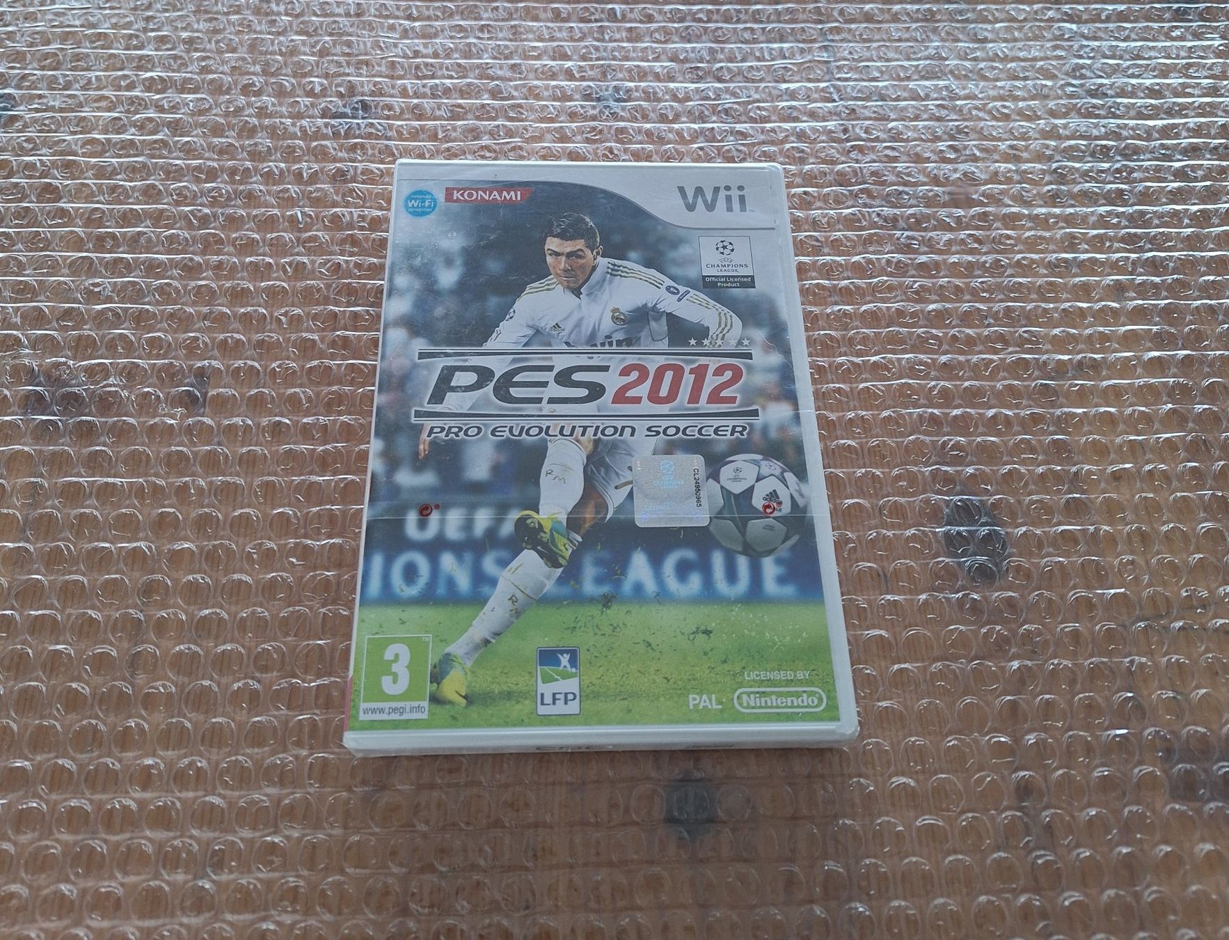 Nintendo Giochi: Pro Evolution Soccer 2012 Wii - SEALED UNGEÖFFNET – Nuovo e nell'imballaggio originale da Altstätten SG venduto da GGsGameshop