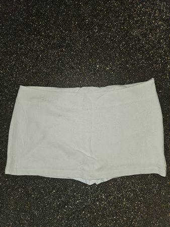 Leichte Sommerrockshorts, weiss, Grösse S, neuwertig 