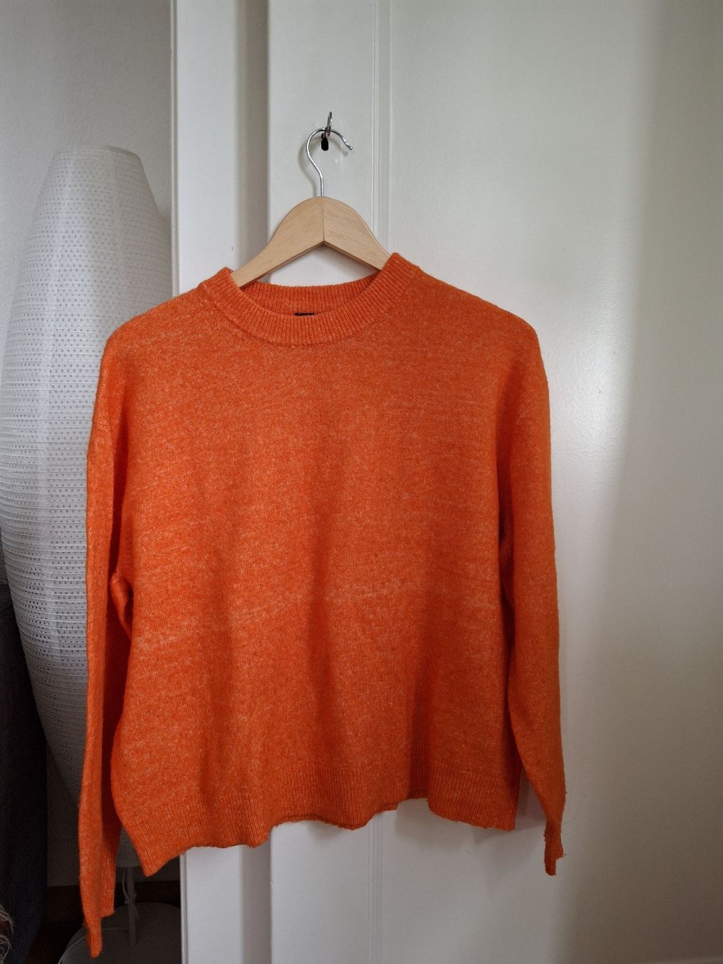 Maglioni & Felpe: Pull d'hiver orange L – Usato da Lausanne venduto da Cognitia