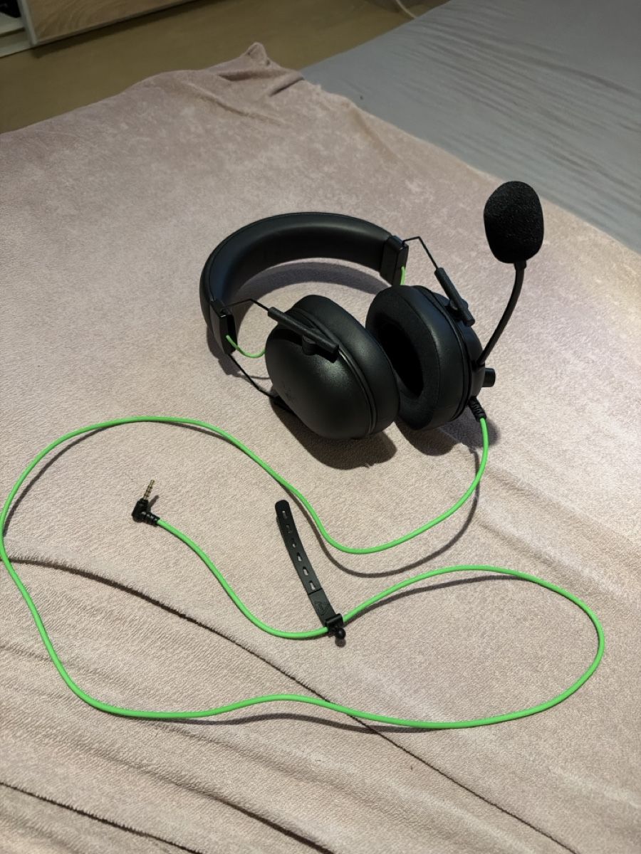 Razer Cuffie: Headset black with microphone – Nuovo (secondo la descrizione) da Embrach venduto da geo_727s 2