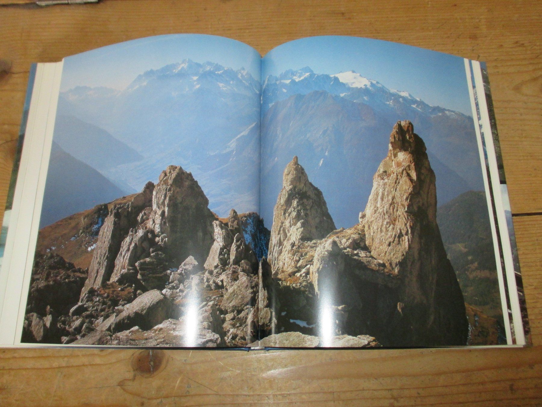 Livres: Weitwanderwege der Walliser Alpen – D'occasion à Flims - Dorf par Stagediver 5