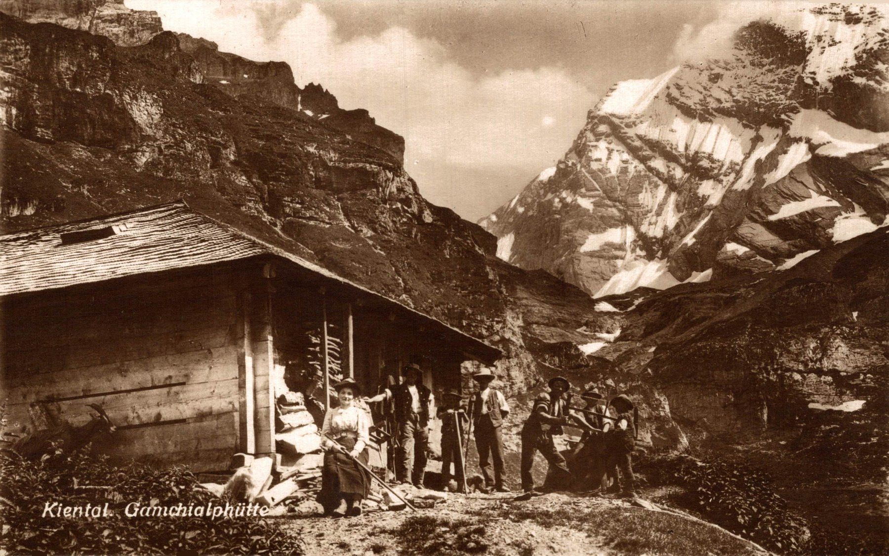 Cartoline postali: Kiental. Gamchialphütte – Usato da Bronschhofen venduto da Astore