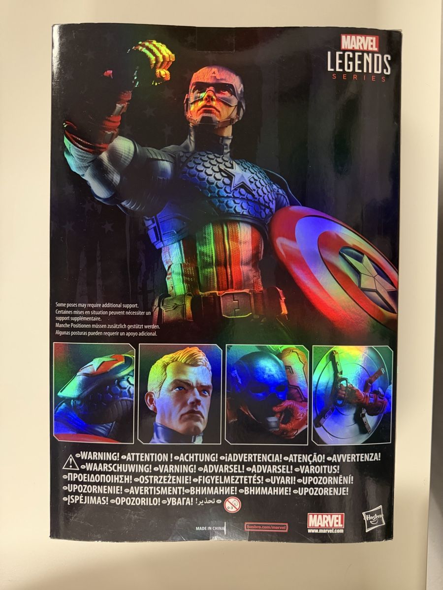 Hasbro Statuette: Captain America Marvel Legends neu in OVP – Nuovo e nell'imballaggio originale da Stein AG venduto da patrick_1967 1