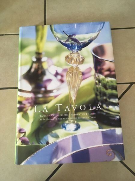 Libri: La Tavola wunderschön gedeckte Tische – Nuovo (secondo la descrizione) da Bergdietikon venduto da book-4-you