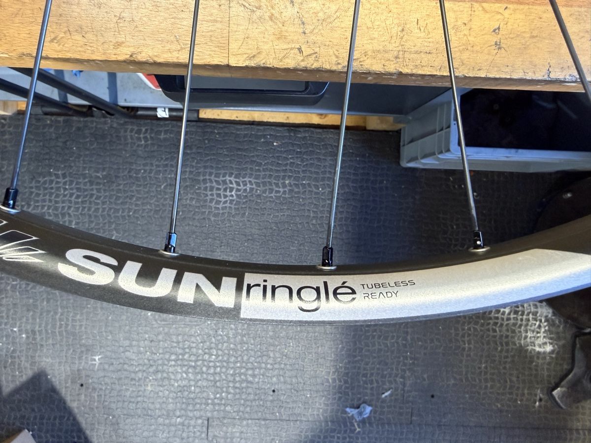 Pneus & Kompletträder: Downhill Laufrad SunRingle – Neu und originalverpackt aus Rietheim von Bjoern.z 1